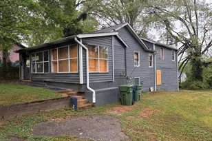 2387 St James Dr NW, Atlanta, GA 30318 - Photo 2