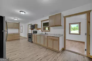 2405 Athens Hwy, Elberton, GA 30635 - Photo 10