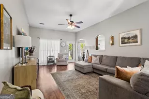 217 Ellington Ct, Perry, GA 31069 - Photo 4