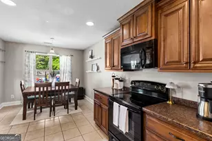 217 Ellington Ct, Perry, GA 31069 - Photo 8