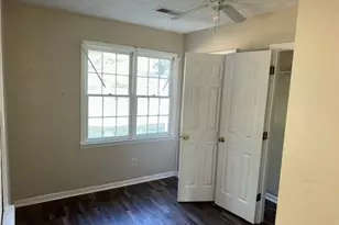 217 Central Lake Cir, Griffin, GA 30223 - Photo 10