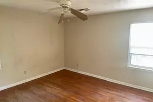 217 Central Lake Cir, Griffin, GA 30223 - Photo 14