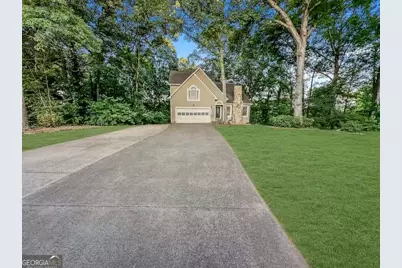 199 Amberidge Drive NW, Cartersville, GA 30121 - Photo 1