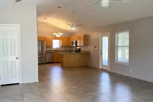 115 Lake Wisteria Ct, Kingsland, GA 31548 - Photo 2