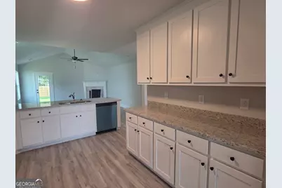 955 Widener Memorial Drive #19, Winder, GA 30680 - Photo 4