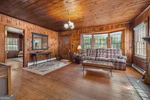 395 E Louise St, Clarkesville, GA 30523 - Photo 6