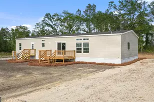 819 Hires, Jesup, GA 31545 - Photo 4