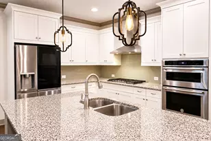 317 Edgewater Dr, Athens, GA 30605 - Photo 16
