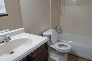 4341 Old Lake Dr, Decatur, GA 30034 - Photo 8
