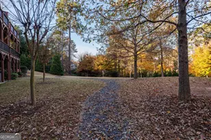 2002 Raven Way W, Atlanta, GA 30341 - Photo 18