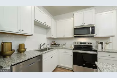 2304 Jamin Bend #28, Lithonia, GA 30058 - Photo 2