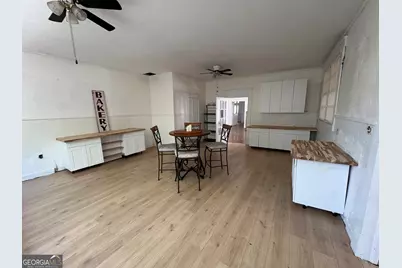 210 E Church Street, Sandersville, GA 31082 - Photo 10