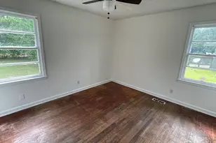 1702 W Highland Ave, Albany, GA 31707 - Photo 8