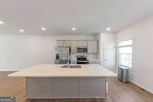 3625 Hawthorne Terrace, Atlanta, GA 30337 - Photo 10
