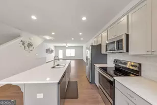 3625 Hawthorne Terrace, Atlanta, GA 30337 - Photo 12