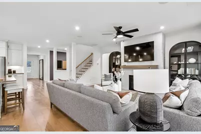 4758 Sunburst Street, Flowery Branch, GA 30542 - Photo 8