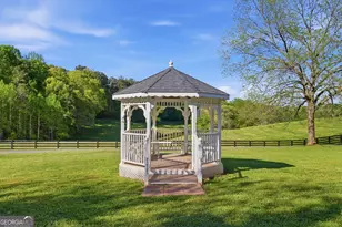 1910 Hancock Rd, Demorest, GA 30535 - Photo 10