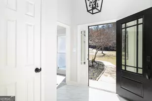 275 Mosby Woods Dr, Newnan, GA 30265 - Photo 2