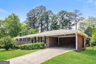 3324 Cheoah Dr, Douglasville, GA 30135 - Photo 2