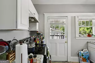 1412 Memorial Dr SE, Atlanta, GA 30317 - Photo 10