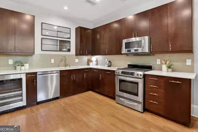 754 Juniper Street NE #11, Atlanta, GA 30308 - Photo 10