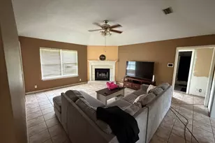 317 Crossbridge Dr, Brunswick, GA 31525 - Photo 14