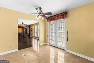 563 Lone Oak Dr, Lithonia, GA 30058 - Photo 10
