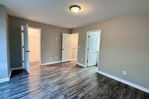 306 Ashigan St, Union City, GA 30291 - Photo 8