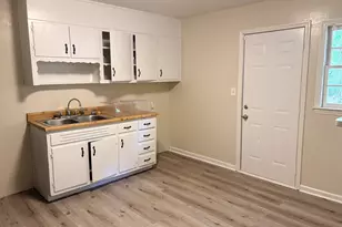 407 A Fayetteville Rd, Jonesboro, GA 30236 - Photo 4