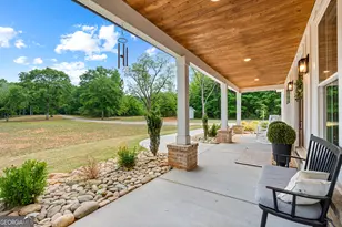 425 Dean Rd, Barnesville, GA 30204 - Photo 4