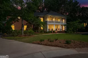 155 Torrey Pines Ct, Newnan, GA 30265 - Photo 2