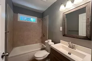1947 Kenwood Pl SE, Smyrna, GA 30082 - Photo 10
