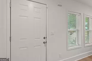 636 Francis Pl NW, Atlanta, GA 30318 - Photo 6