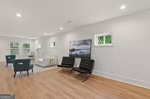 636 Francis Pl NW, Atlanta, GA 30318 - Photo 12