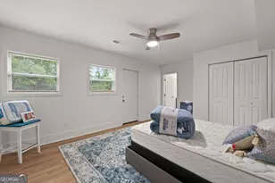 636 Francis Pl NW, Atlanta, GA 30318 - Photo 18