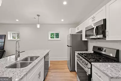 636 Francis Place NW #B, Atlanta, GA 30318 - Photo 16