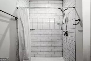 636 Francis Pl NW, Atlanta, GA 30318 - Photo 22