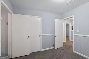 2416 Meadow Park Dr SW, Atlanta, GA 30315 - Photo 30