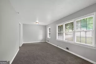 2416 Meadow Park Dr SW, Atlanta, GA 30315 - Photo 22