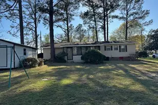 177 Nelson Ave, Lyons, GA 30436 - Photo 2