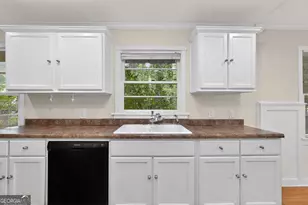 331 Barbashela Dr, Stone Mountain, GA 30088 - Photo 10