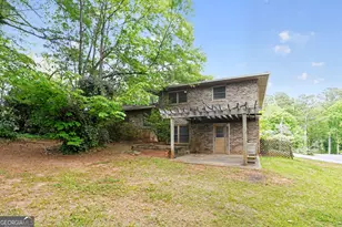 331 Barbashela Dr, Stone Mountain, GA 30088 - Photo 36