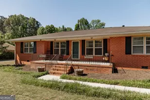 338 Virginia Ln, Hull, GA 30646 - Photo 2