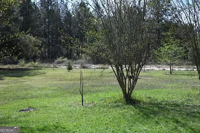 686 Victory Circle, Lyons, GA 30436 - Photo 10