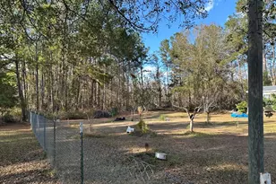 686 Victory Cir, Lyons, GA 30436 - Photo 14