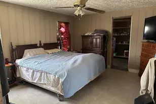 686 Victory Cir, Lyons, GA 30436 - Photo 8