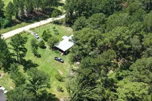 686 Victory Cir, Lyons, GA 30436 - Photo 6