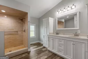 160 Sarah Dr, Brunswick, GA 31525 - Photo 18