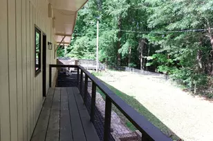 205 Avon Dr, Fayetteville, GA 30215 - Photo 18