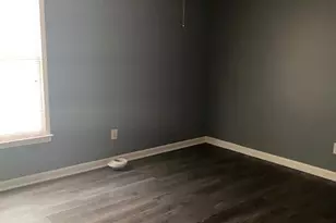 145 Belle Dr, Fayetteville, GA 30214 - Photo 2